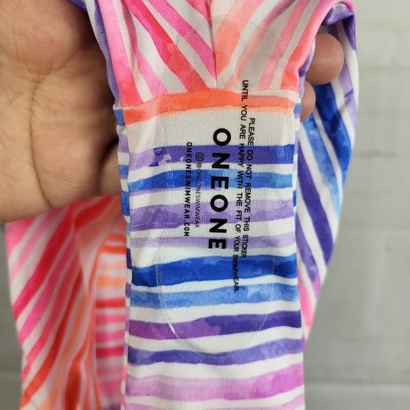 ONEONE Kameron Top & Jesse Extra Cheeky Coverage Bottom Stripe Bikini Set Medium - Picture 14 of 16